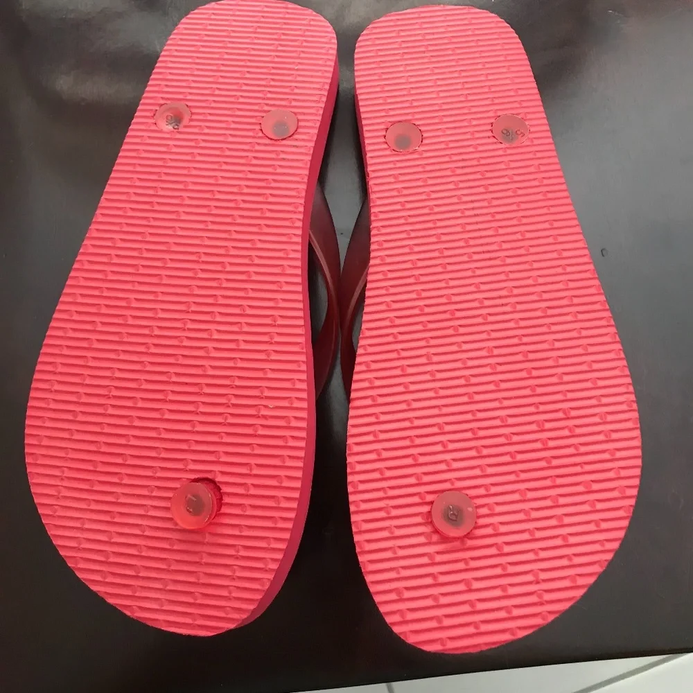 Vintage Playboy Flip Flops - size 5/6, never worn - Picture 4 of 7